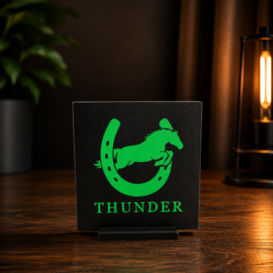 Springpferd-Aufsteller Personalisiert aus dem 3D-Druck – Produktansicht 1